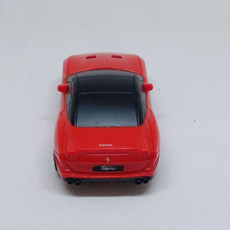 Bburago plastic model of a Ferrari California T with a black roof
