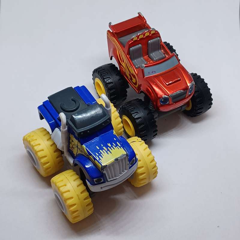 Mattel Blaze And The Monster Machines Banana Blasted Crusher & Robot Rider Blaze Trucks
