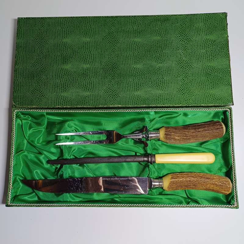 Vintage DREIZACK SOLINGEN GERMANY ROSTFREI Stag Handle Carving Set With Box