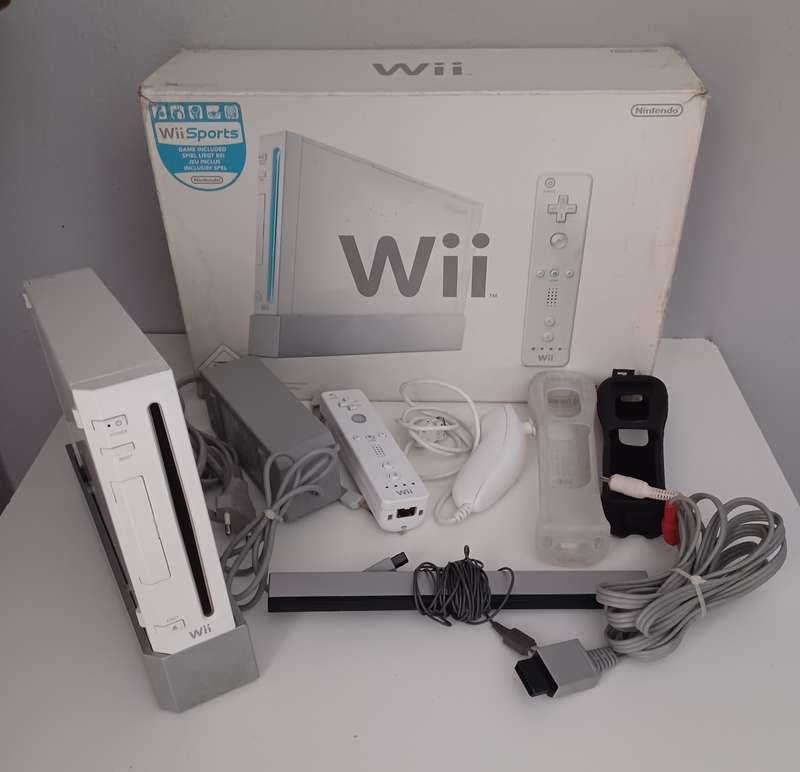 Nintendo Wii console box set (TESTED WORKNG !!) - see description