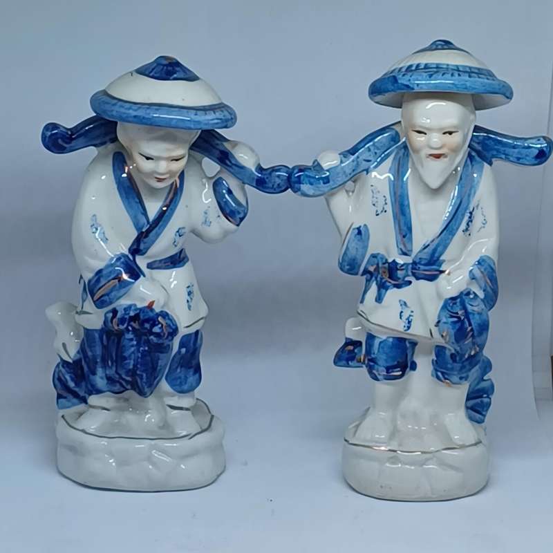 2 x Vintage Asian Fishermen Blue and White Porcelain Figurine Statues (15cm x 9cm)