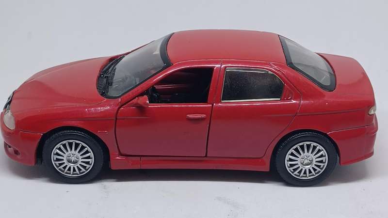 Alfa Romeo 156 GTA New Ray 1/32 Model Car