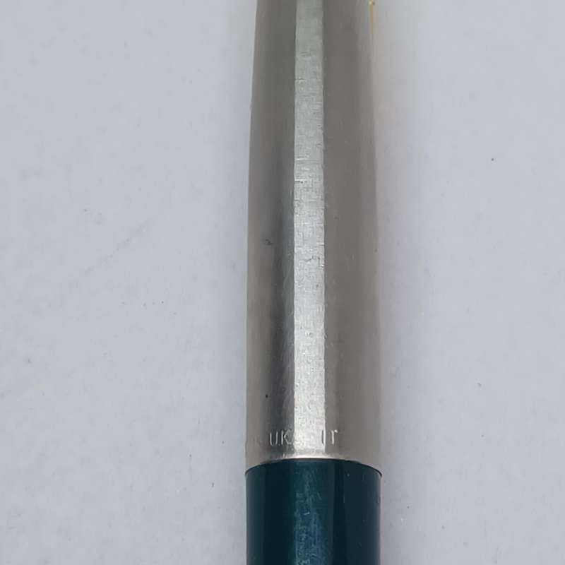 Parker Jotter Ballpoint Pen Green With Gold Trim - 1995 made in UK