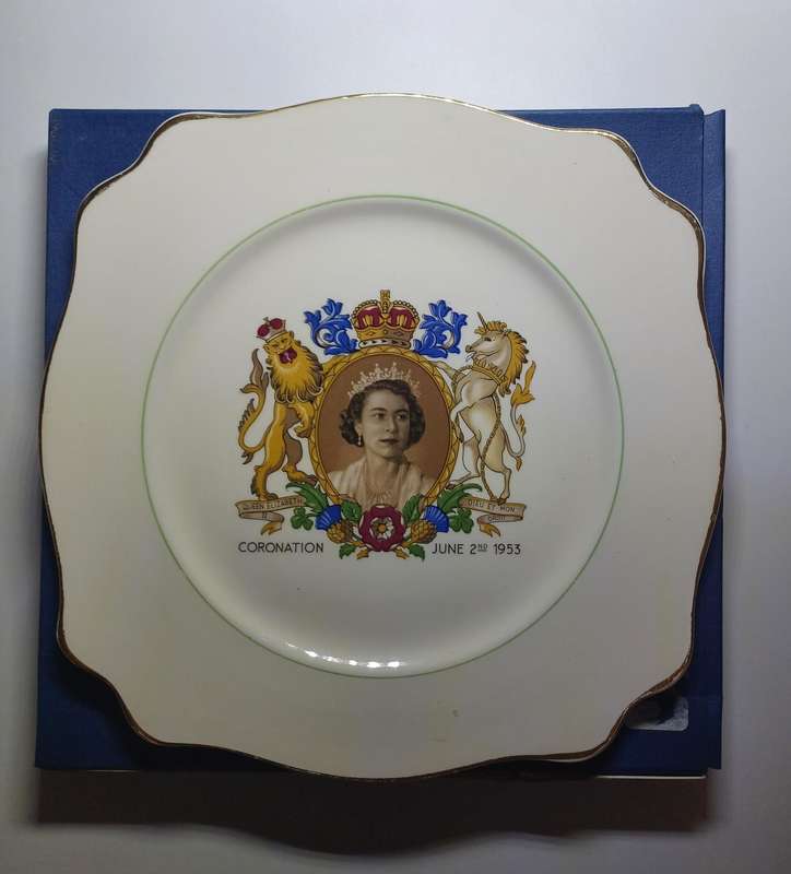 Queen Elizabeth Coronation Plate 1953 Royal Staffordshire England AJ Wilkinson