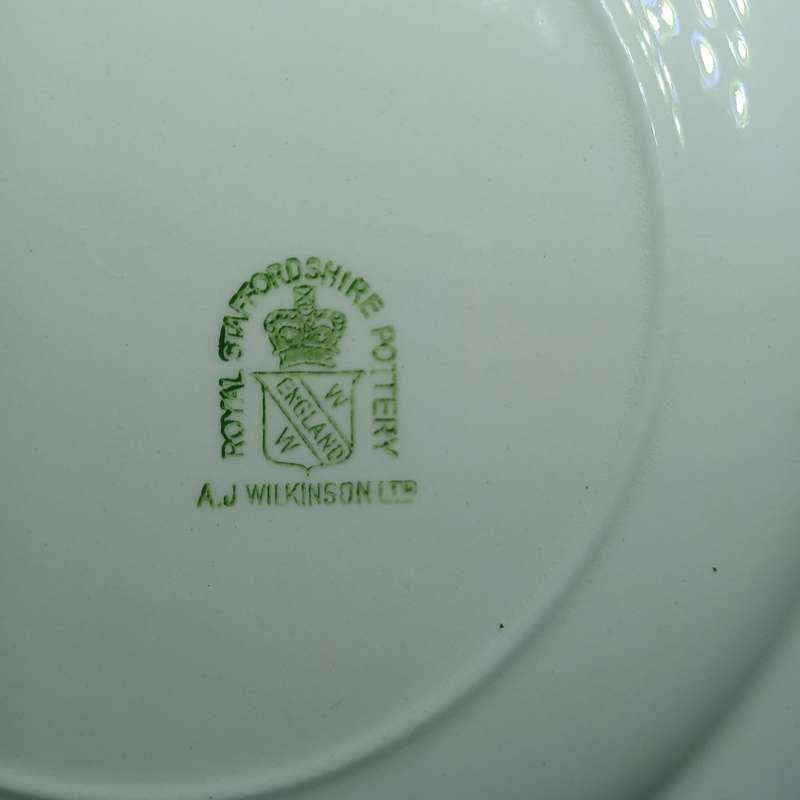 Queen Elizabeth Coronation Plate 1953 Royal Staffordshire England AJ Wilkinson