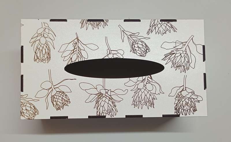 Tissue Box with Protea engraving