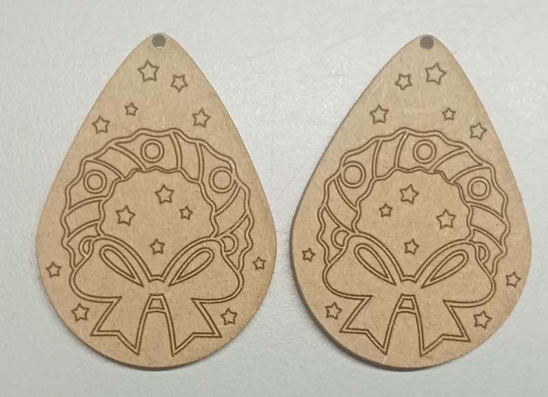 Teardrop shaped, engraved christmas themed earring blanks (pair)