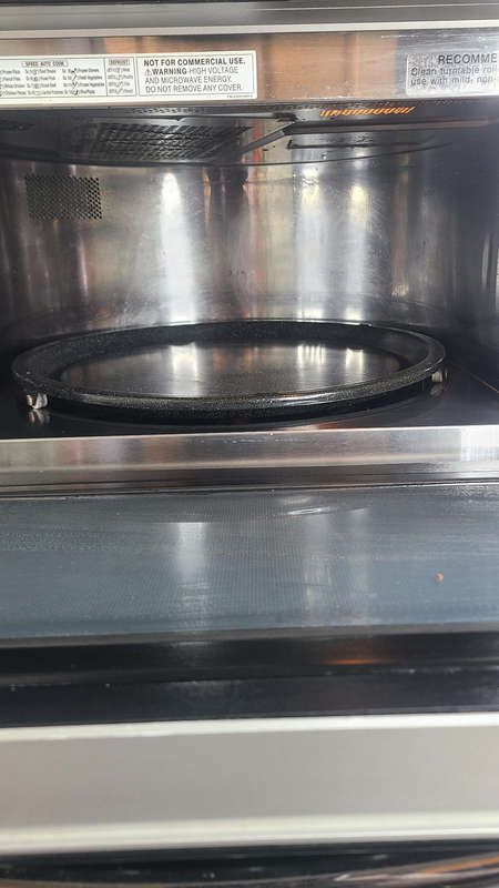 38L LG solardom microwave oven