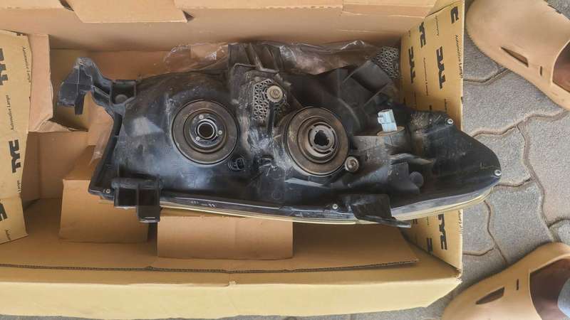 Toyota Fortuner 2007-2010 compatible Headlight L/S
