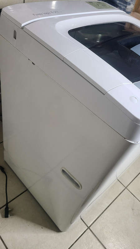 8.2kg LG turbo drum top loader washing machine
