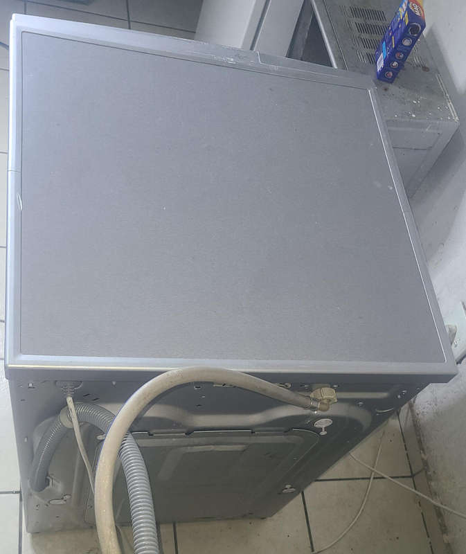 9kg inverter LG front loader direct drive washing machine