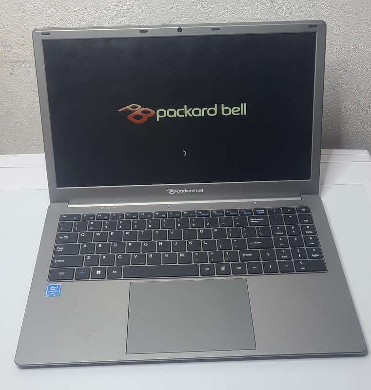 Packard Bell Vettel-C 15.6" Laptop Celeron 4GB RAM 256GB Storage