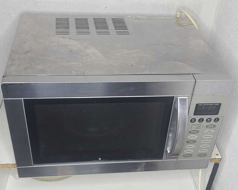 Boardman 42L grill microwave oven