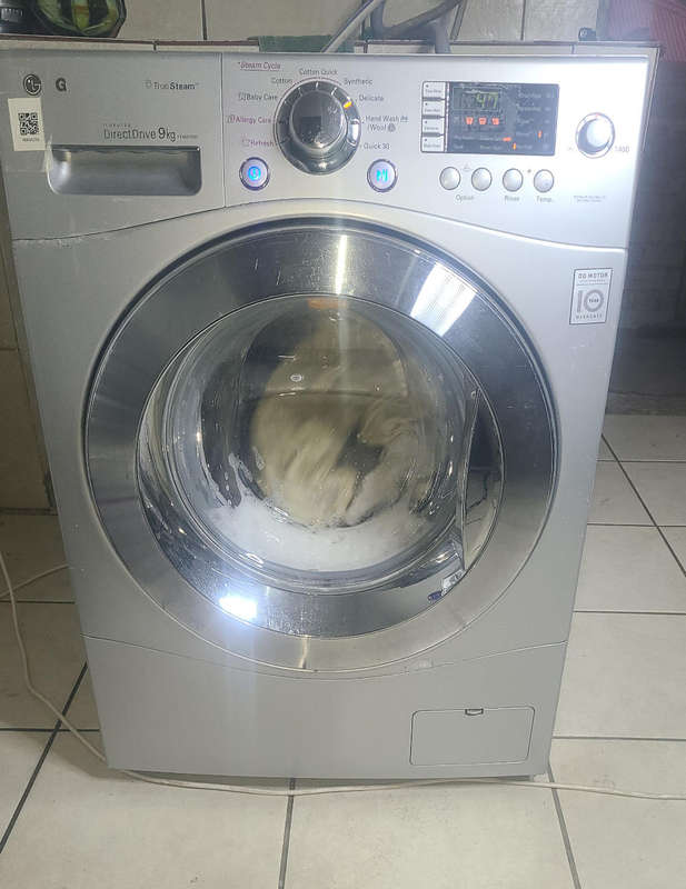 9kg inverter LG front loader direct drive washing machine