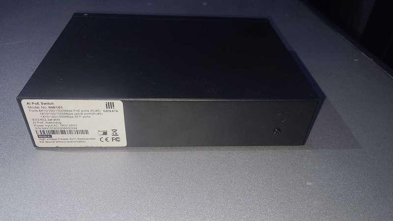 Genata POE switch