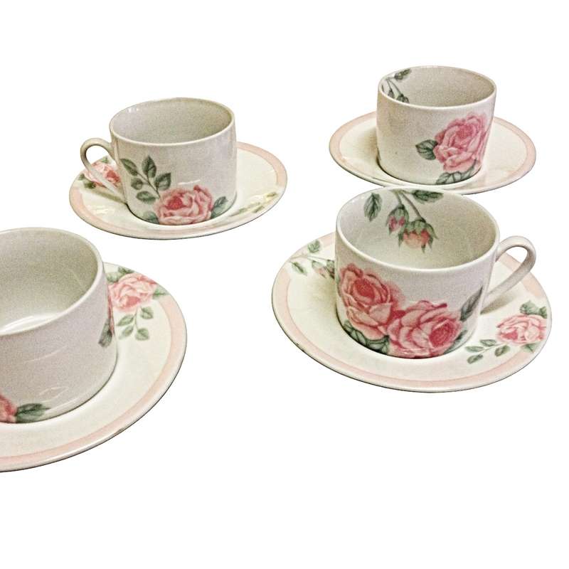 Set of 4 TeaCups & 4 Saucers from the Fresh Flowers series by LiLing Fine China - Like New!