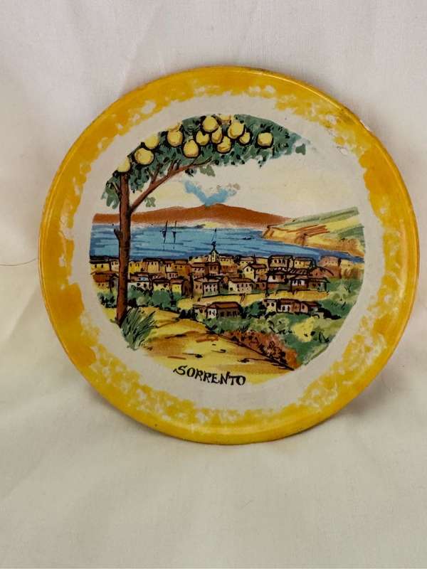Sorrento plate