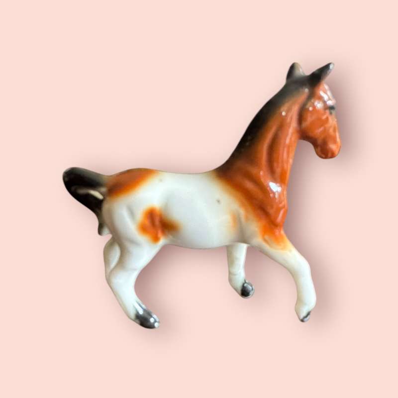 Horse ornament (A)