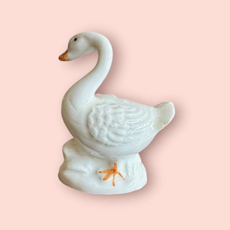 Goose ornament (C)