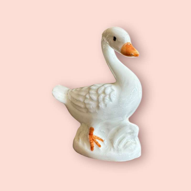 Goose ornament (C)