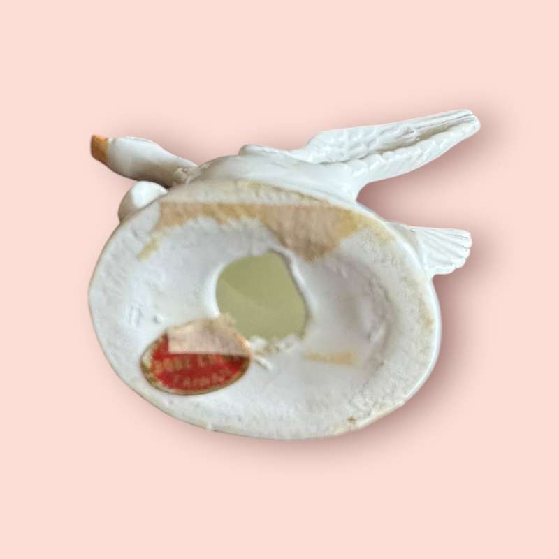 Goose ornament (B)