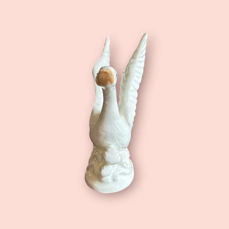 Goose ornament (B)