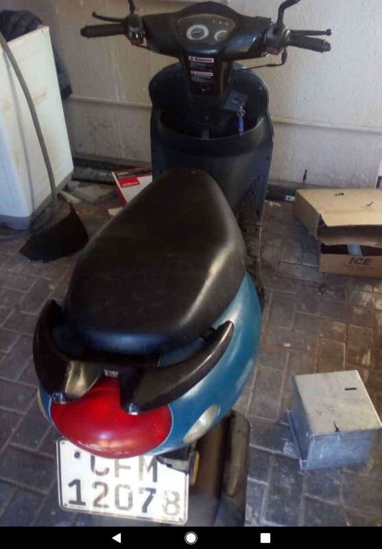 Bigboypulse scooter  150cc only light part broken I have copy of scrape papers bike start have new