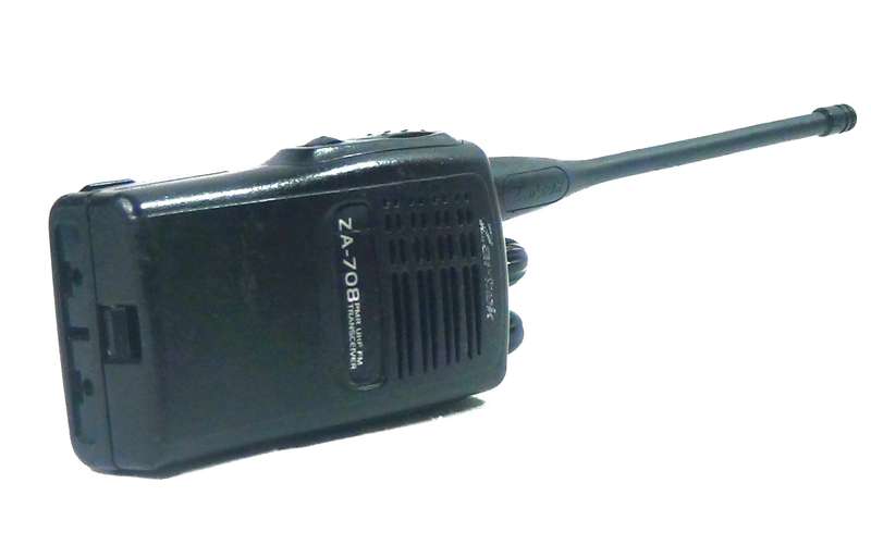 Pair Zartek ZA-708 Pmr UHF FM Transceiver Radios with Power Supply and 2x Desktop charging Duct