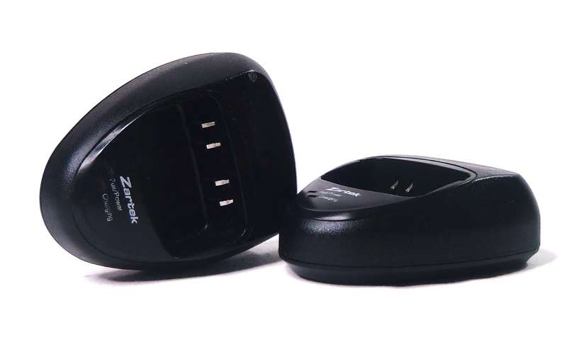 Pair Zartek ZA-708 Pmr UHF FM Transceiver Radios with Power Supply and 2x Desktop charging Duct