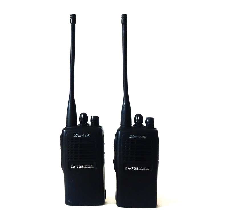 Pair Zartek ZA-708 Pmr UHF FM Transceiver Radios with Power Supply and 2x Desktop charging Duct