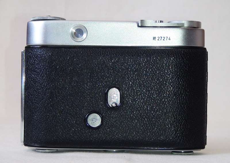 Vintage 1963 Shanghai Seagull 203 Roll Film Camera