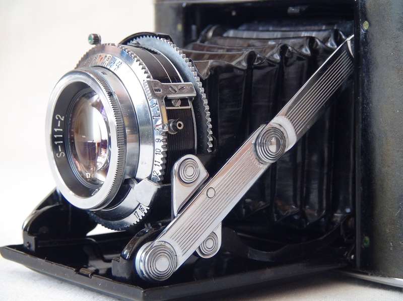 Vintage 1963 Shanghai Seagull 203 Roll Film Camera
