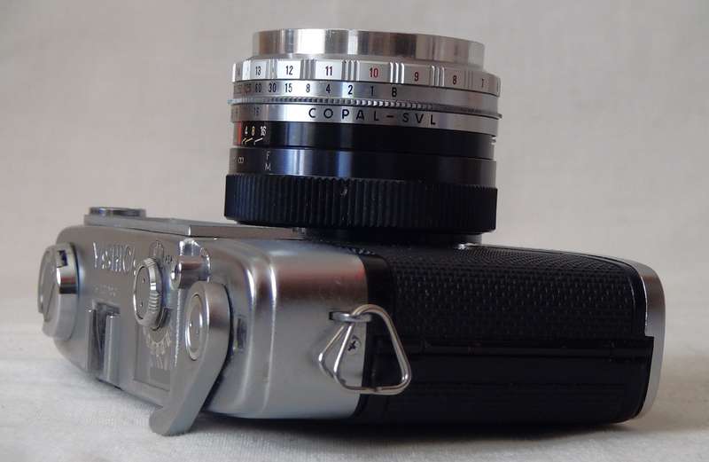 Vintage Yashica Minister-D Range Finder Roll Film Camera