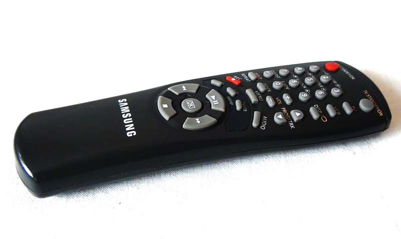 GENUINE ORIGINAL SAMSUNG VCR REMOTE CONTROLLER - #50998A