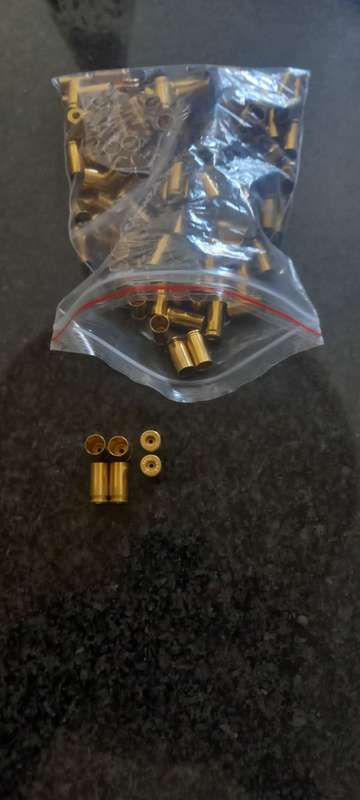 9mm Bullet Casings , Reloading brass , 9mmP / 9x19mm .De primed, resized and cleaned x200