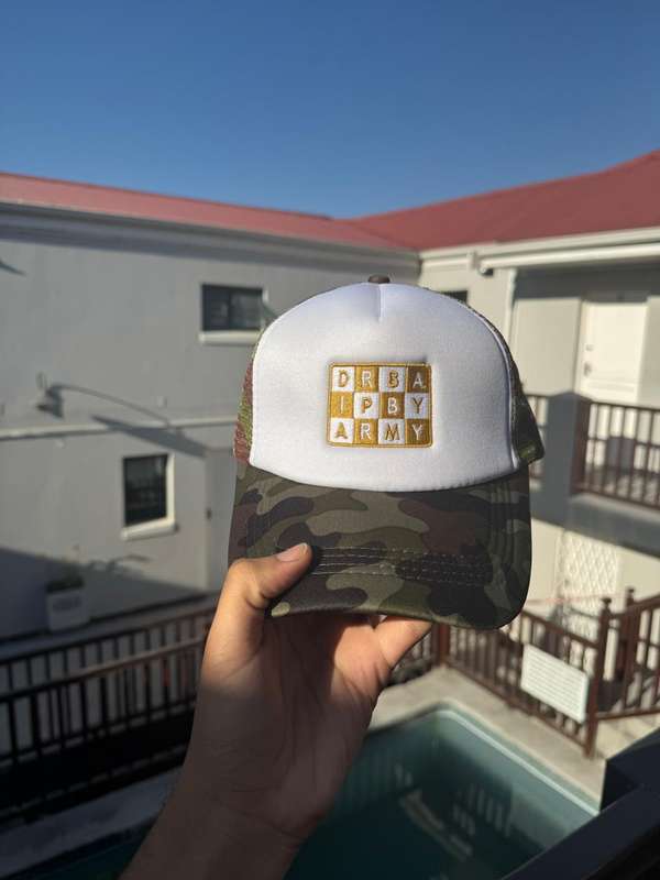 Fashionable Trucker Caps - Veriety of Designs
