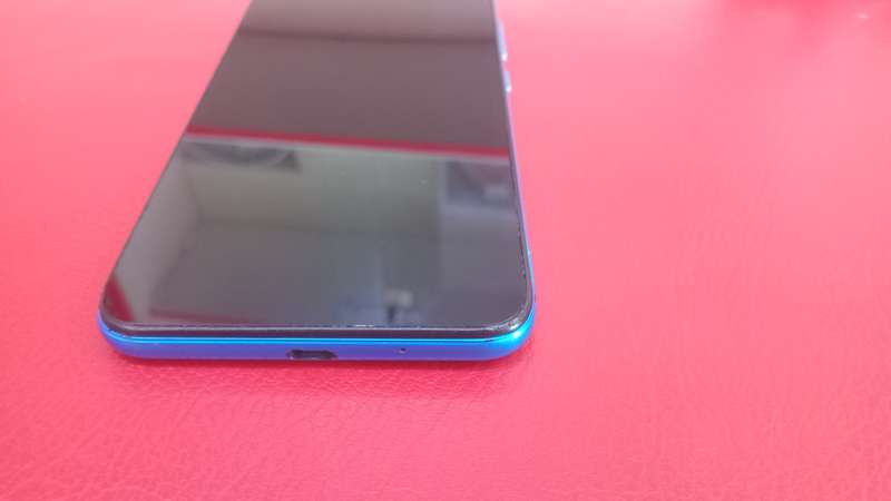 SMARTPHONE MOBICEL EPIC PRO 2|| TRIPLE CAM,FINGERPRINT PRISTINE