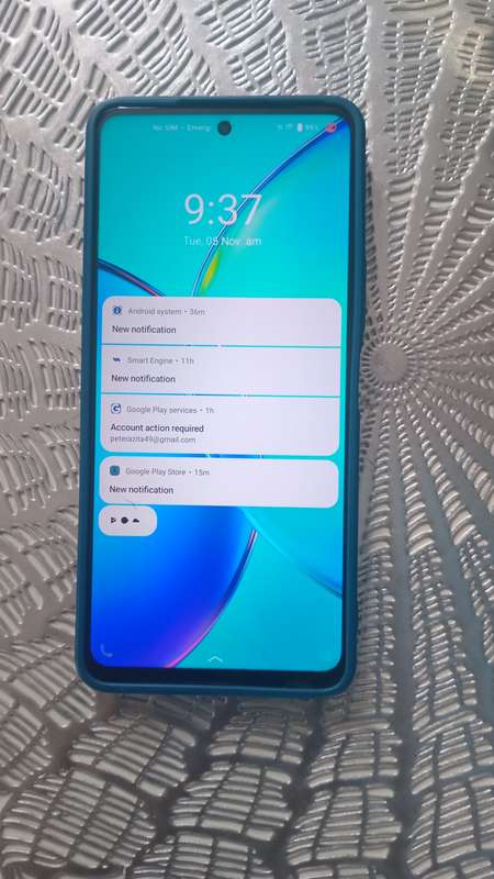 Like new Vivo Y36 smartphone 2024 model, 16GB/128GB, 50MP camera, Snapdragon chip