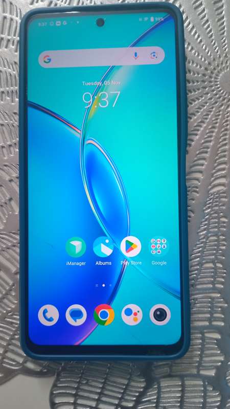 Like new Vivo Y36 smartphone 2024 model, 16GB/128GB, 50MP camera, Snapdragon chip