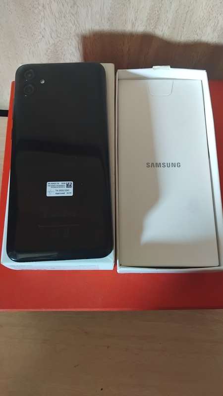 OPEN BOX,BRAND NEW SAMSUNG GALAXY A04E/BEAUTIFUL PICTURES AND HUGE BATTERY