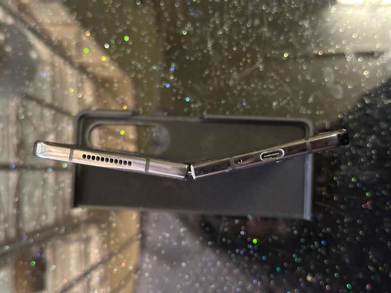 Samsung Galaxy Z Fold 4  Great Condition, Bargain Deal!