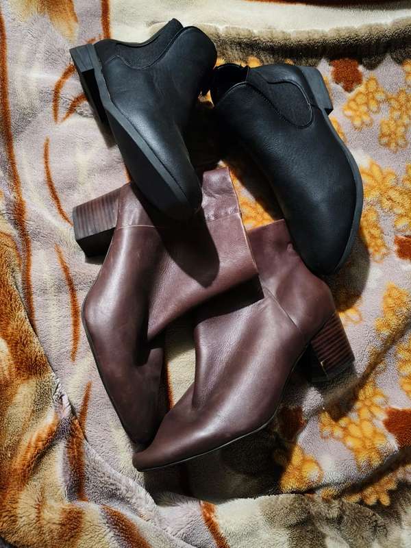 SHOES
