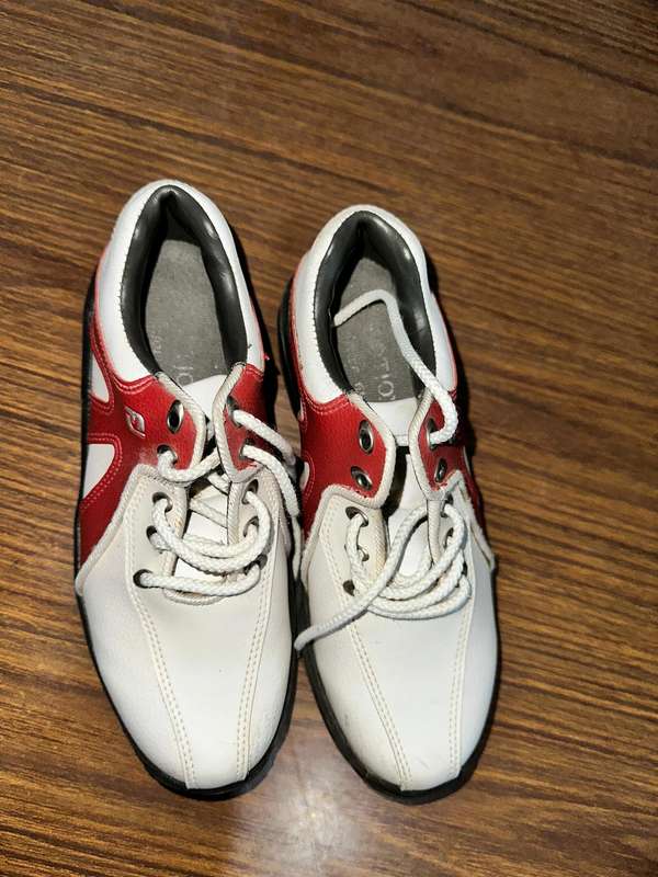 SHOES SIZE 3-4