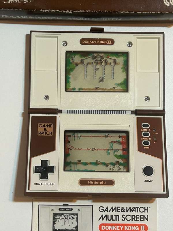 Nintendo game and watch Donkey Kong 2
