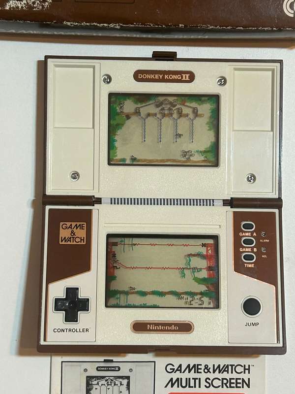 Nintendo game and watch Donkey Kong 2