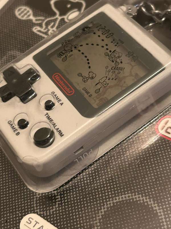 Nintendo Game and Watch Snoopy