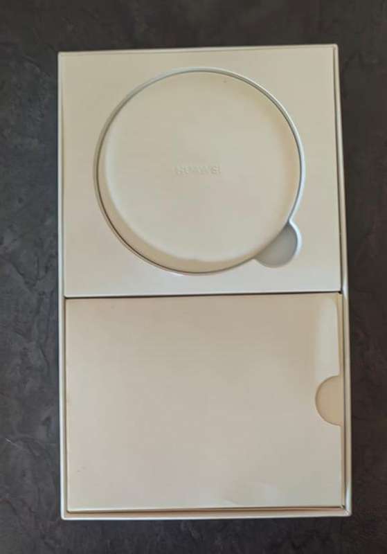 HUAWEI PURA 70-WHITE & HUAWEI 15W WIRELESS CHARGER