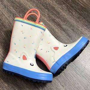 Beautiful, waterproof kids boots