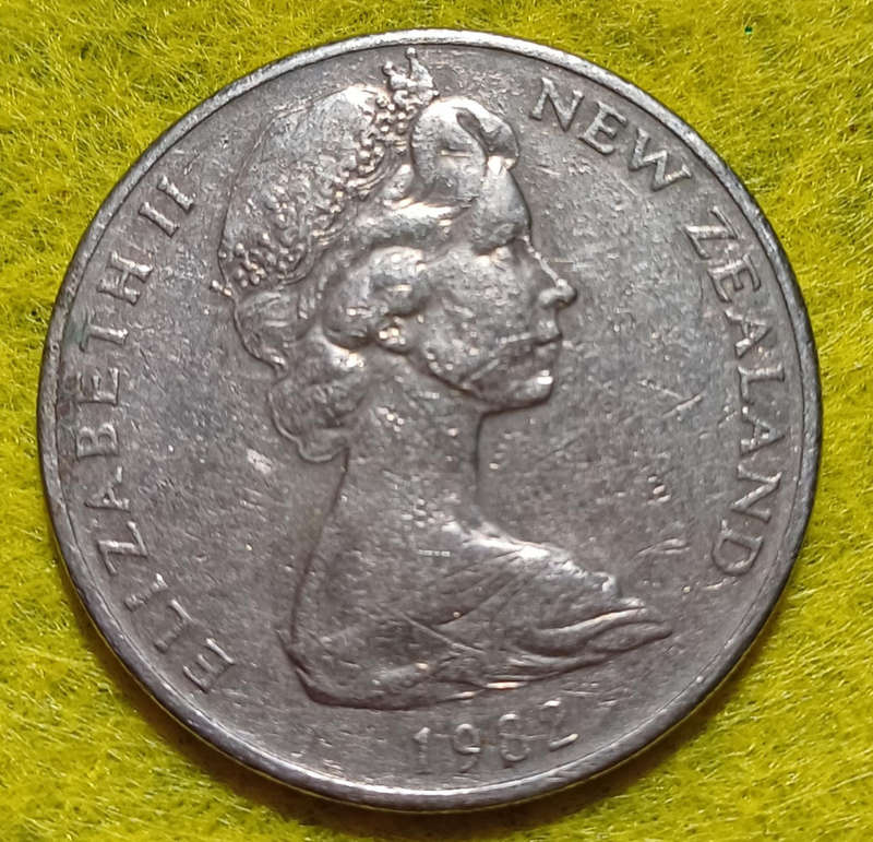 1982 New Zealand 20 Cents