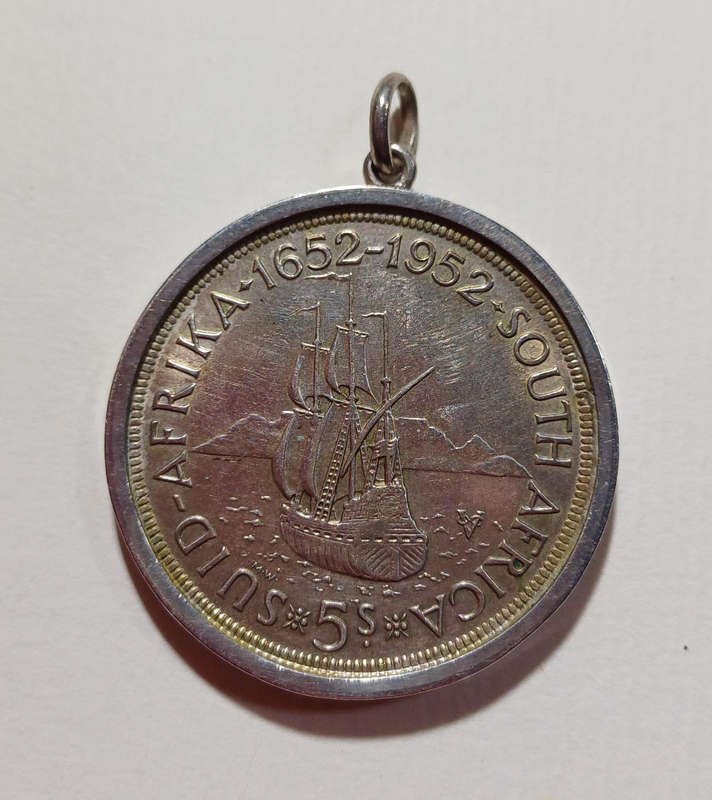 1952 Crown (5 Shillings) in Silver Pendant